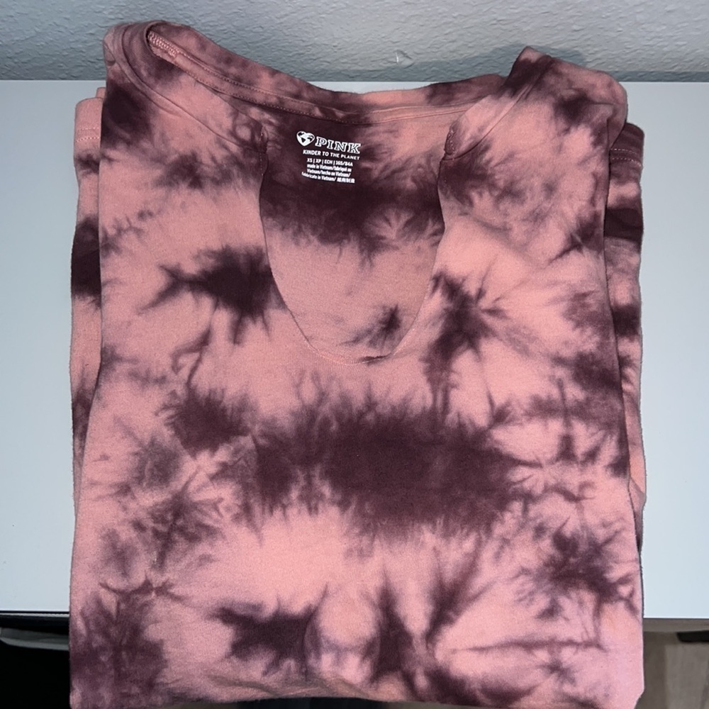 VS Pink oversized tie dye t shirt size XS pink & maroon - Picture 7 of 7